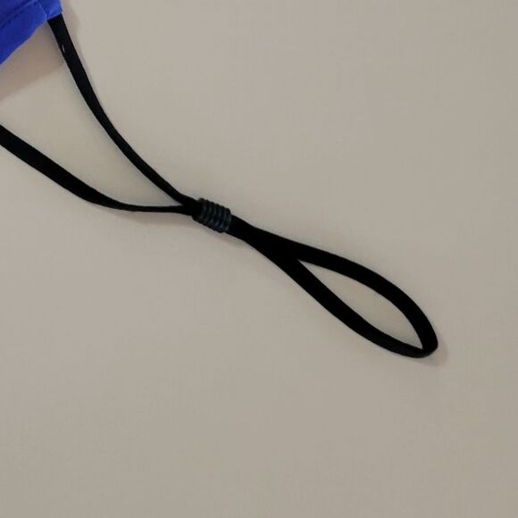 Athleta Made To Move Blue Face Mask with Adjustable Straps - Picture 8 of 9